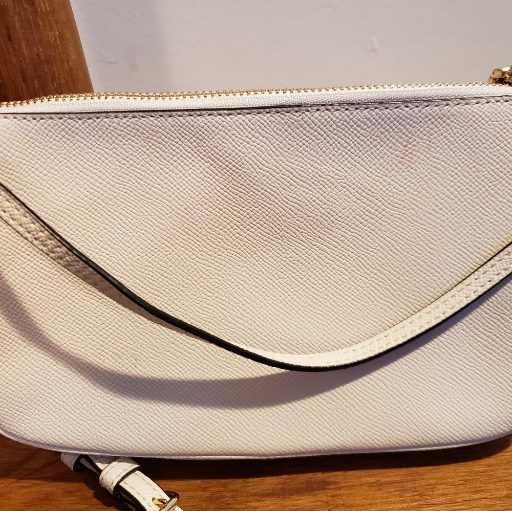 Coach purse - Picture 2 of 6